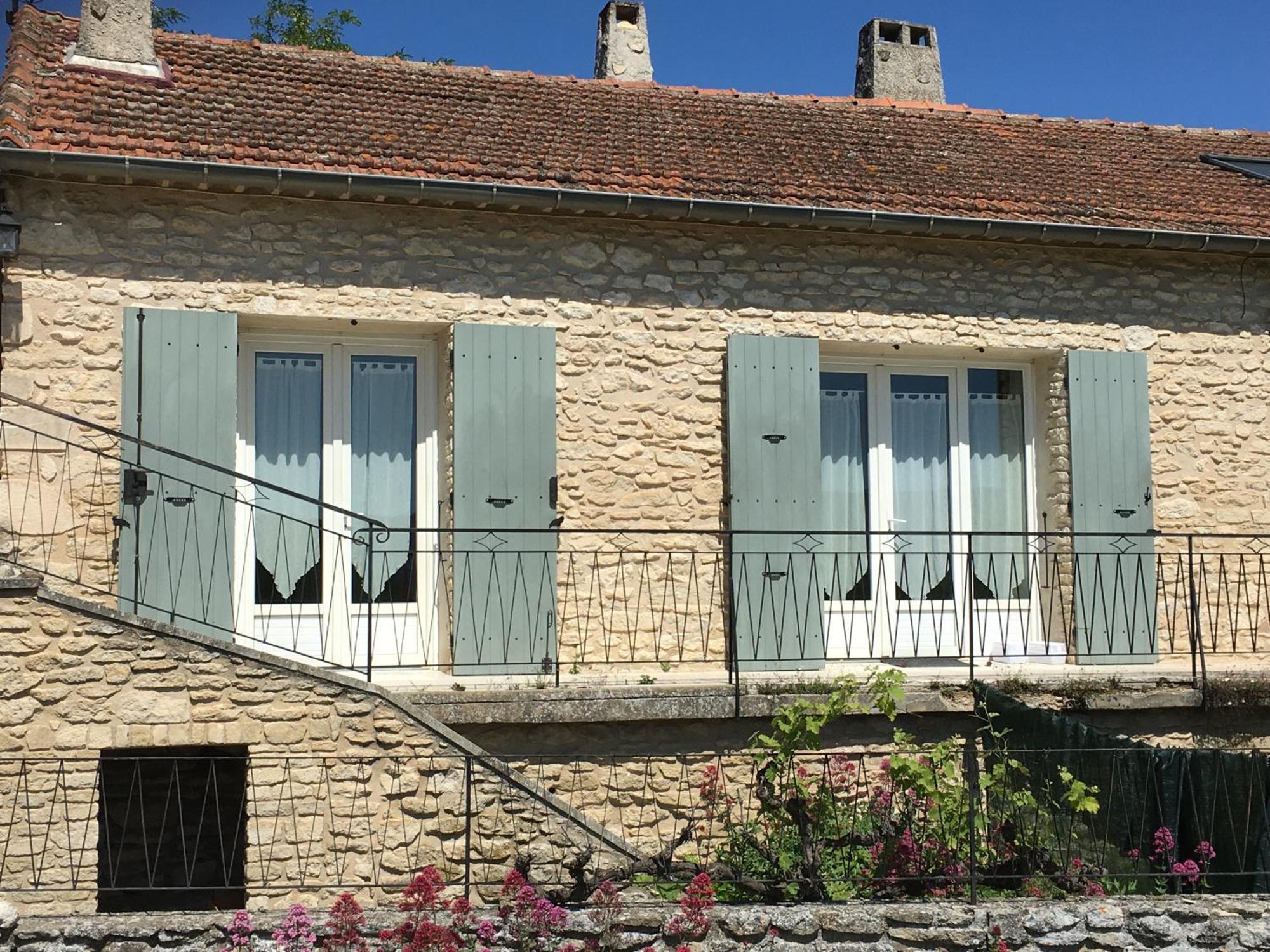 Les Juliens Apartment